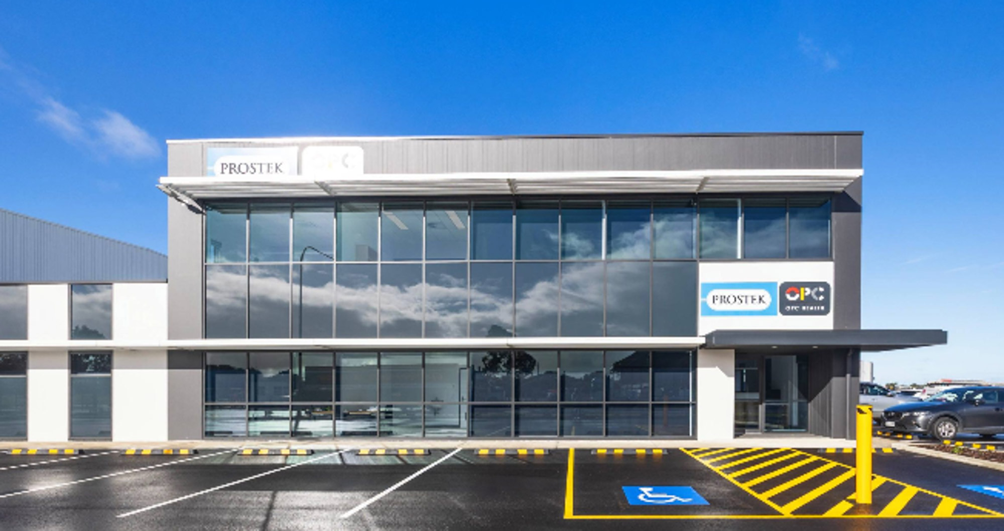 Prostek—Adelaide Airport